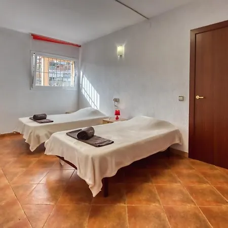 Costacabana - Marysol Villa *